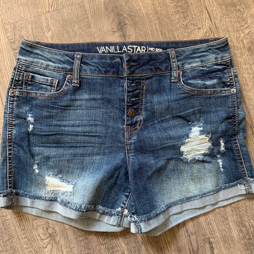 Ladies Jean Shorts ~Mid Rise~size 11~